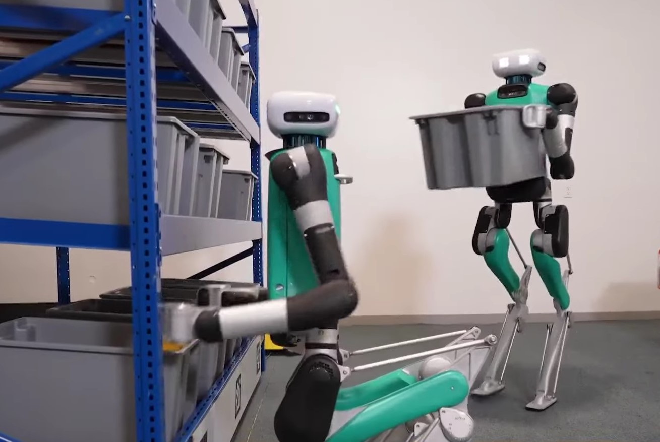 Роботы заменяют сотрудников Amazon при работе на складах: профсоюзы бьют тревогу