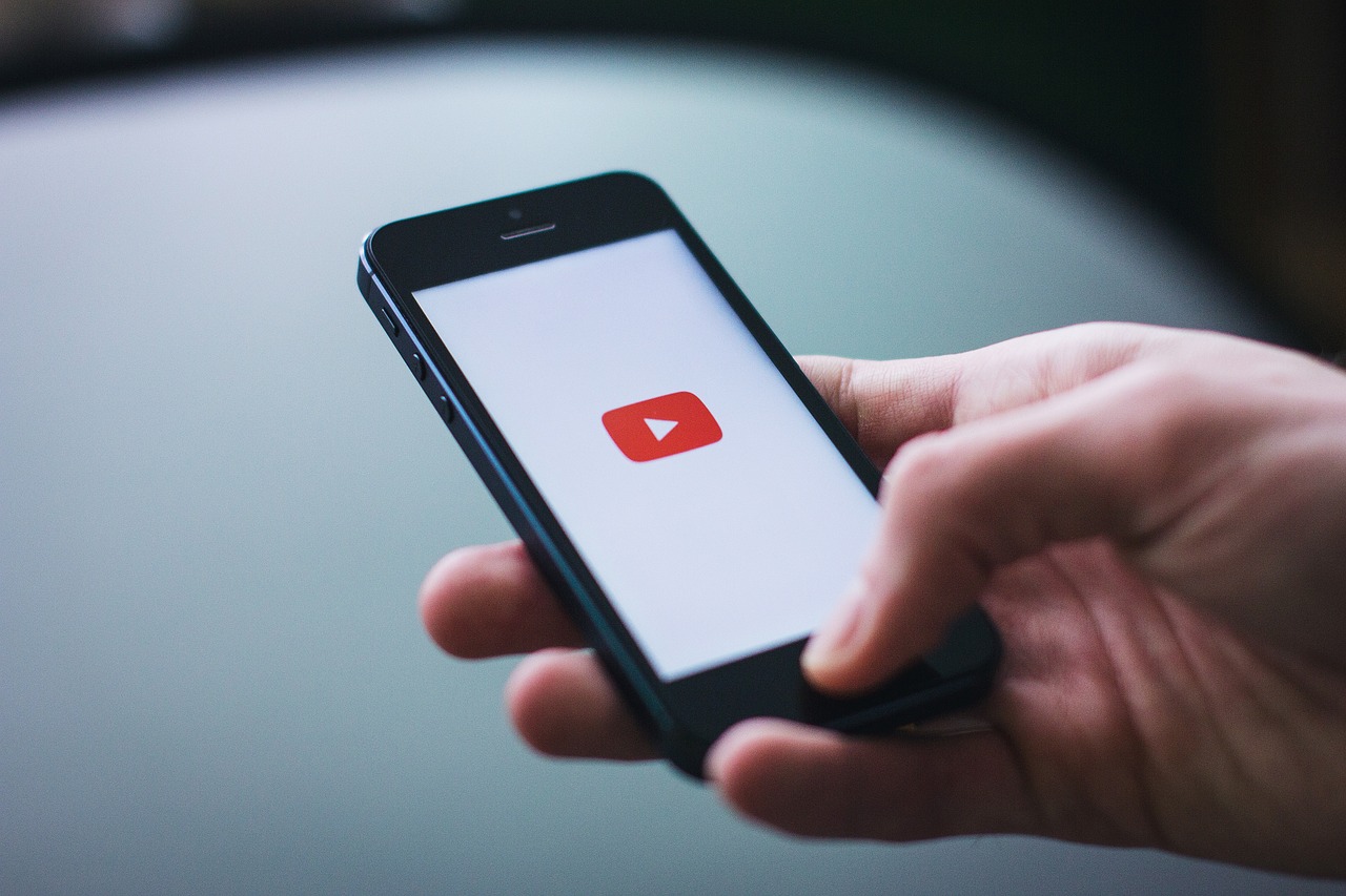 Youtube разрешил некоторый контент для взрослых: изменения в правилах монетизации в ноябре 2023 года