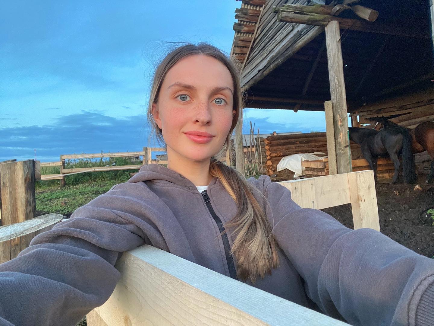 Бывшая актриса 18+, ставшая православной фермершей: "Меня травят. Обратилась к Мизулиной"